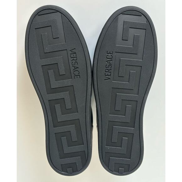 Versace Medusa Men’s Black Leather Sneakers 13 US (46 Euro) 1013377 NIB $700 main image 4